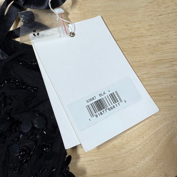 Mac Duggal NWT One Shoulder Beaded Embellished Gown Asymmetrical Black Size 4 - Picture 6 of 9